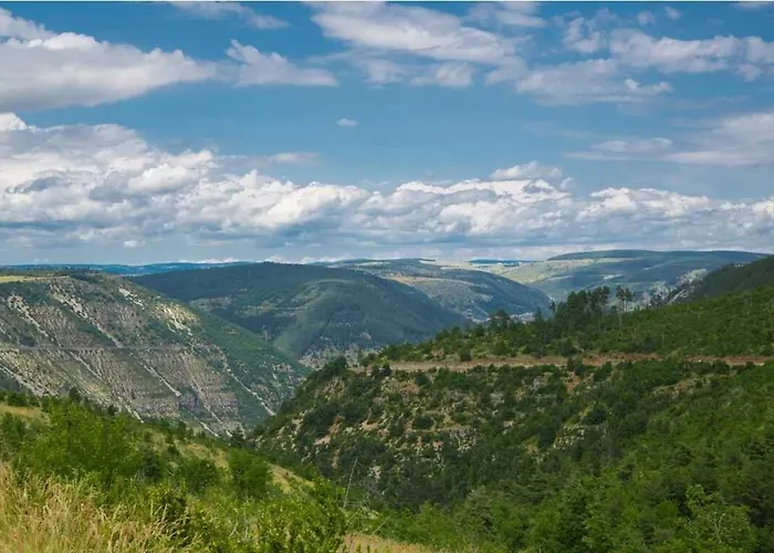 De Poujols * Mas-Saint-Chely